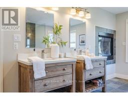 24 - 7222 CLAYTON WALK - 25