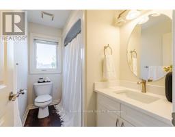 24 - 7222 CLAYTON WALK - 31