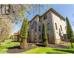 24 - 7222 CLAYTON WALK - 41