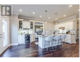 24 - 7222 CLAYTON WALK - 8