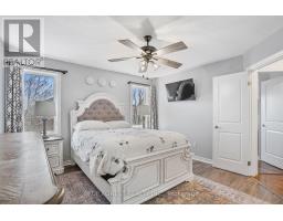 1933 FREDERICK CRESCENT - 15