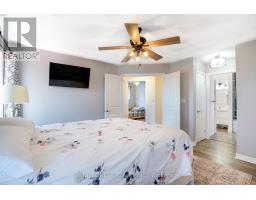 1933 FREDERICK CRESCENT - 16