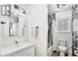 1933 FREDERICK CRESCENT - 17