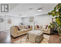 1933 FREDERICK CRESCENT - 24