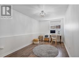 1933 FREDERICK CRESCENT - 30