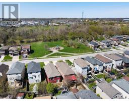 1933 FREDERICK CRESCENT - 42