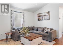 1933 FREDERICK CRESCENT - 6