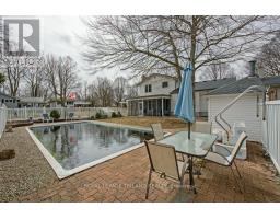 51 WESTBURY AVENUE - 39