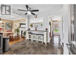 8 PARKVIEW DRIVE - 11