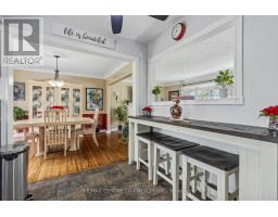 8 PARKVIEW DRIVE - 12