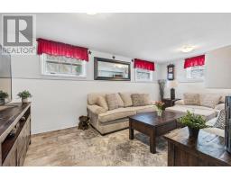8 PARKVIEW DRIVE - 21
