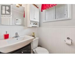 8 PARKVIEW DRIVE - 23