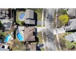 863 GRIFFITH STREET - 42