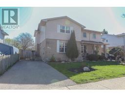 122 GOLFDALE CRESCENT - 3