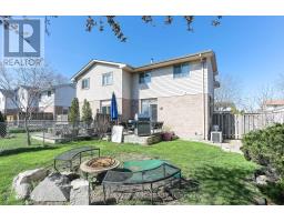 122 GOLFDALE CRESCENT - 36
