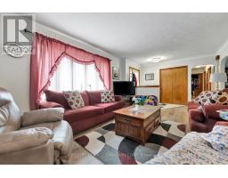16 BROADVIEW DRIVE - 9