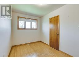 18 LAURENTIAN DRIVE S - 24