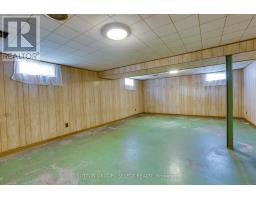 18 LAURENTIAN DRIVE S - 29