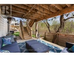 5 - 727 APRICOT DRIVE - 42