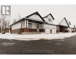 14 - 175 GLENGARIFF DRIVE - 1