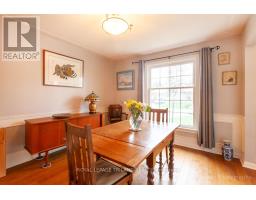 54 RUNNYMEDE CRESCENT - 10