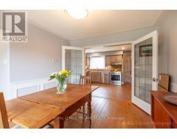 54 RUNNYMEDE CRESCENT - 11