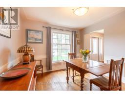 54 RUNNYMEDE CRESCENT - 12
