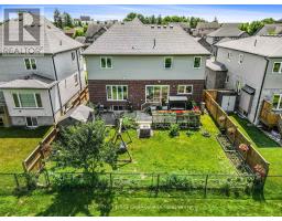 207 UNION AVENUE - 38