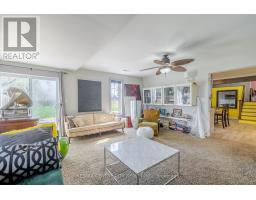 7641 LAKESHORE ROAD - 10