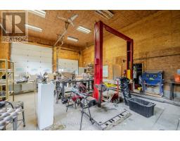 7641 LAKESHORE ROAD - 28
