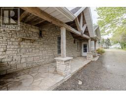 7641 LAKESHORE ROAD - 3