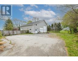 7641 LAKESHORE ROAD - 32