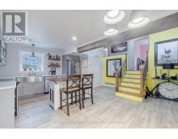 7641 LAKESHORE ROAD - 5