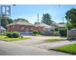 899 ADELAIDE STREET N - 2