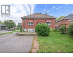 899 ADELAIDE STREET N - 4