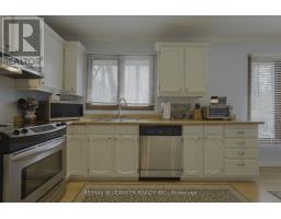 10372 SHERWOOD CRESCENT - 12
