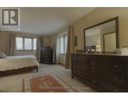 10372 SHERWOOD CRESCENT - 25