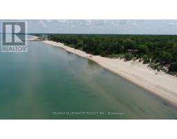 10372 SHERWOOD CRESCENT - 43