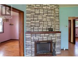 1825 PARKHURST AVENUE - 11