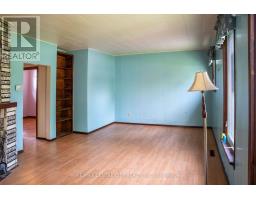 1825 PARKHURST AVENUE - 6