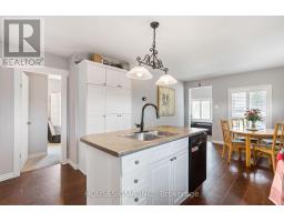 25 TENNYSON STREET - 13