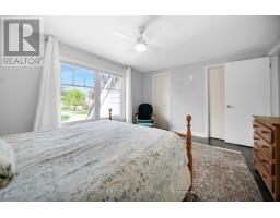 19 - 231 WINDSOR AVENUE - 24