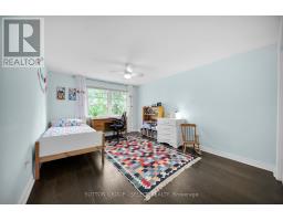 19 - 231 WINDSOR AVENUE - 26
