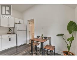 12 WELDON AVENUE - 17
