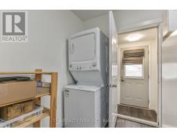 12 WELDON AVENUE - 27