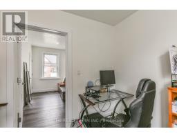 12 WELDON AVENUE - 40