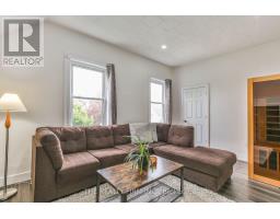 12 WELDON AVENUE - 9