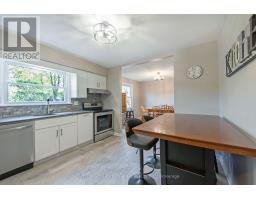 31 MILFORD CRESCENT - 21