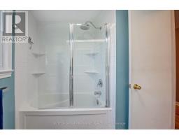 31 MILFORD CRESCENT - 39