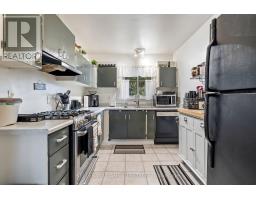 40 - 971 ADELAIDE STREET S - 4